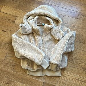 Alo Foxy Sherpa Jacket